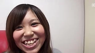 業餘工作 Zumanco 中老闆 Motsutsu 四處走動